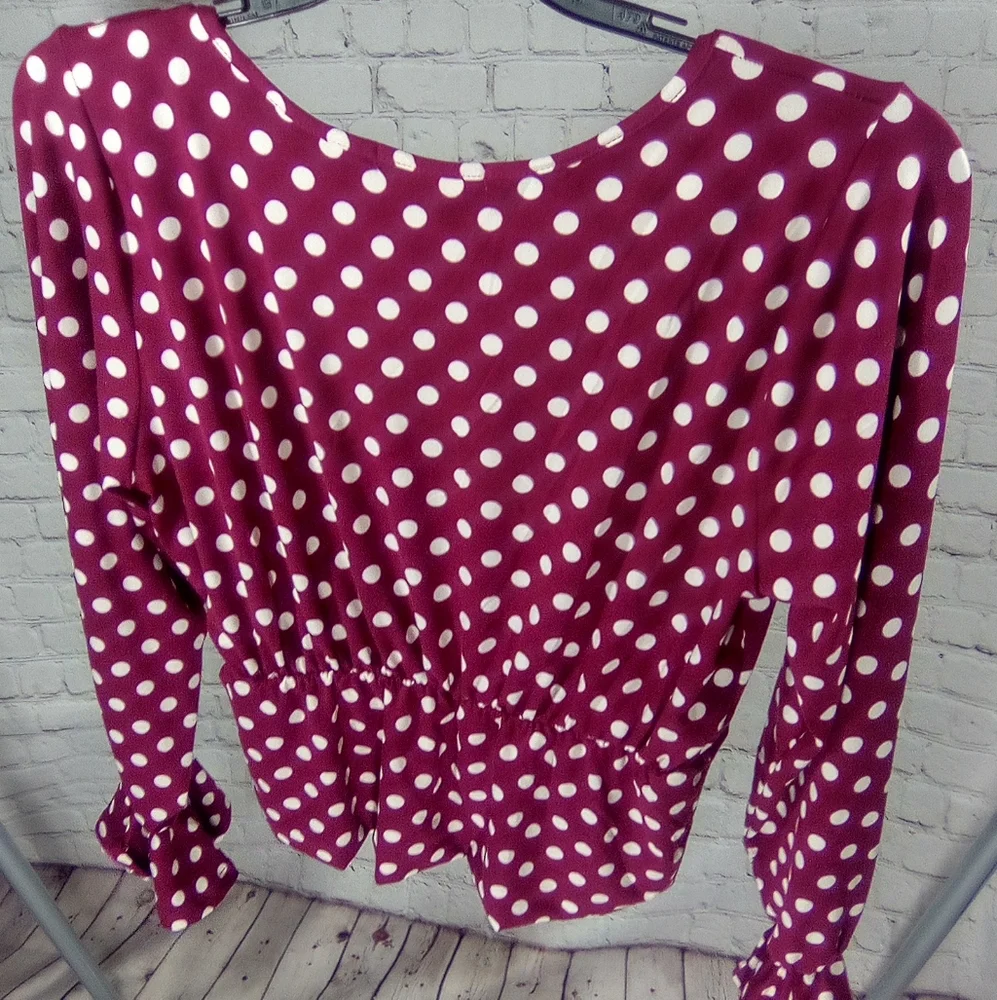 REBDOLLS ABOUT MYSELF SQUARED NECK POLKA DOT TOPπββοΈπ₯° - Picture 2 of 5